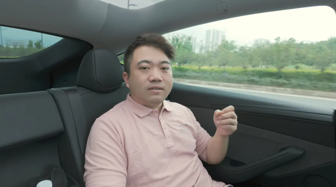 Dr. Luo Kuo on his way to a home visit for a follow-up patient