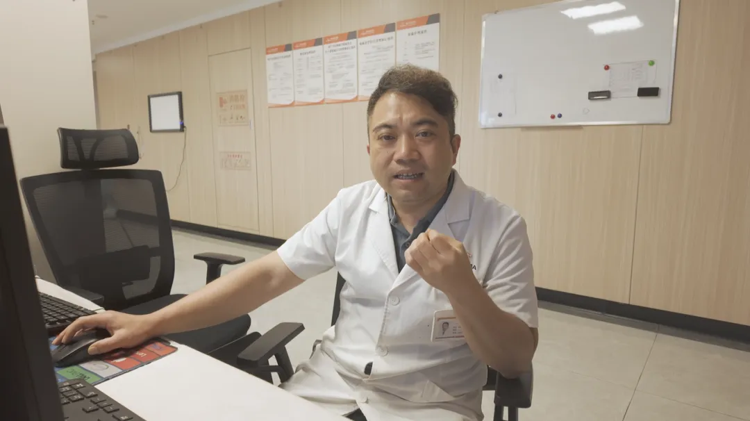 Dr. Luo Kuo, Director of Oncology Center at Chongqing HYGEIA Hospital